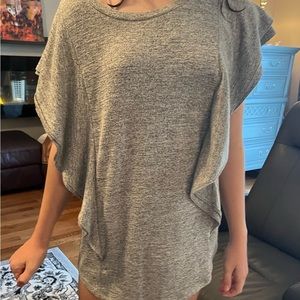 Gap size m shirt